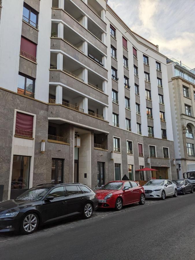 Either Private 2B2B Or Shared 1B1B, Luxury, Bright, Spacious Berlim Exterior foto